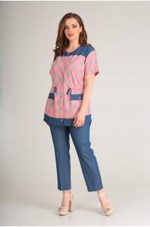 Anastasia Mak 618 #1