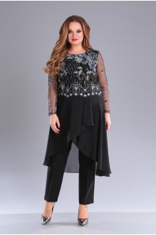 Anastasia Mak 672 #1