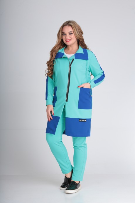 Anastasia Mak 692 #1