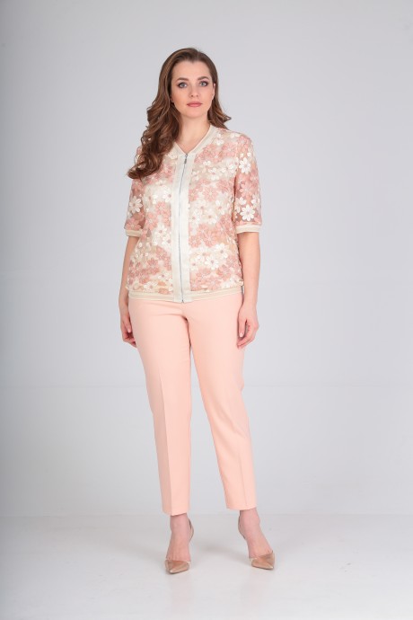 Anastasia Mak 701 #2