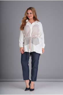 Anastasia Mak 592 #1