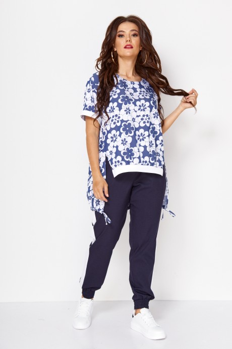 Anastasia Mak 623 #1