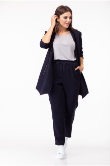 Anastasia Mak 538 #1