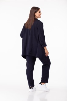 Anastasia Mak 538 #4