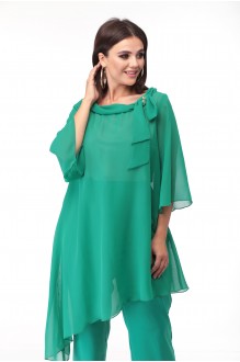 Anastasia Mak 660 #2