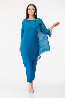 Anastasia Mak 660 #1