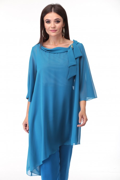 Anastasia Mak 660 #2