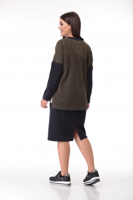 Anastasia Mak 741 #5