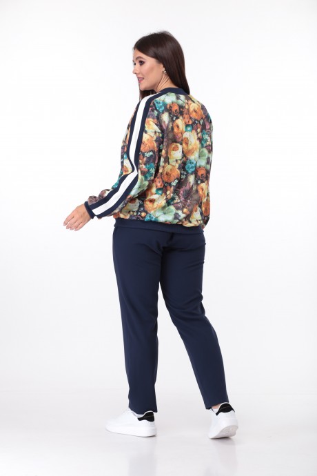 Anastasia Mak 752 #4