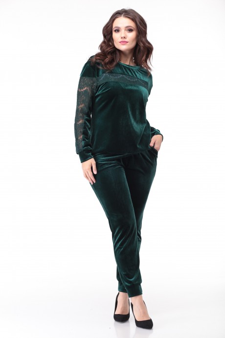 Anastasia Mak 683 #1