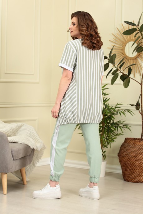 Anastasia Mak 623 #4