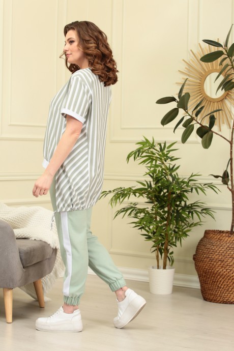 Anastasia Mak 623 #5