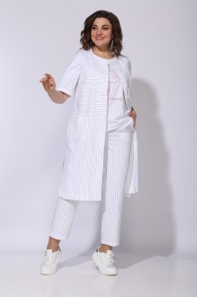 Anastasia Mak 696 #3