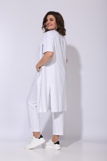 Anastasia Mak 696 #5