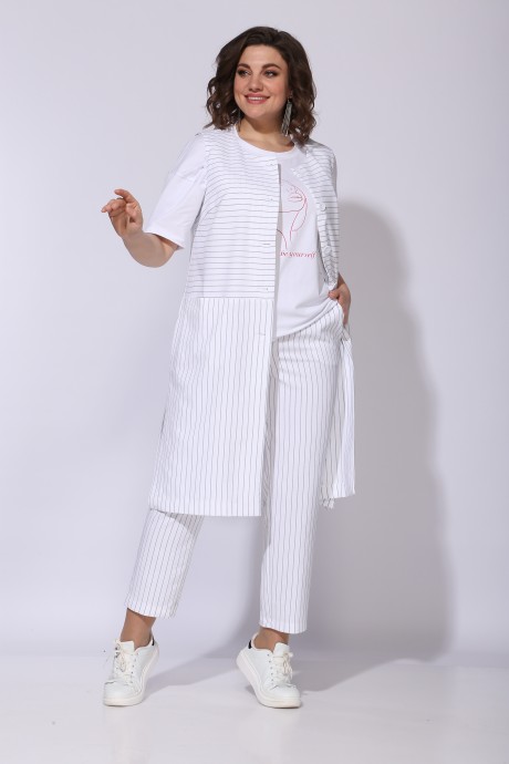 Anastasia Mak 696 #3