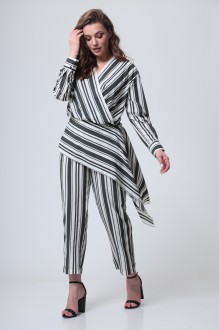 Anastasia Mak 990 #2