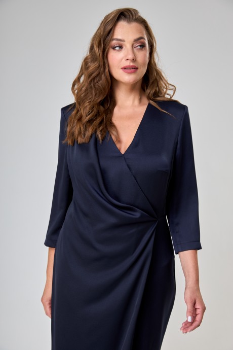 Anastasia Mak 1070 #4