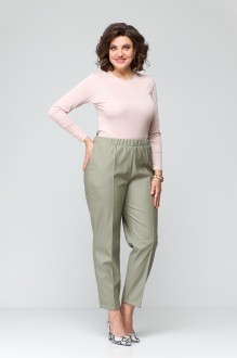 Anastasia Mak 1085
