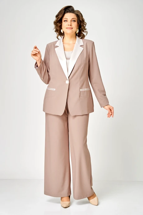 Anastasia Mak 1314 #1