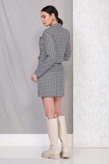 Beautiful&Free 1906 #3