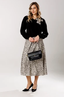 Юбочный костюм Ларс Стиль 1206 жемчужно-черный, принт