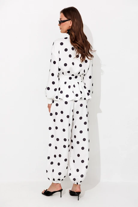 Buter 3379 #9