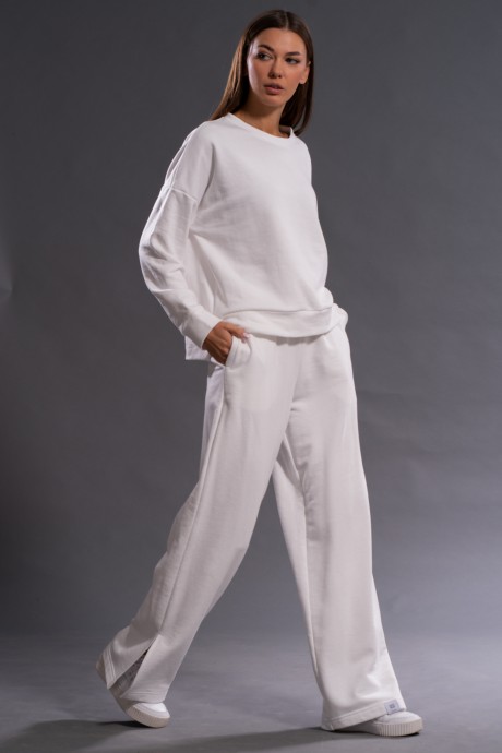 Спортивный костюм KIVVIWEAR 41314132-03 молочный размер 42-52 #1