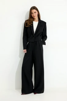 Брючный костюм Люше 4302 черный